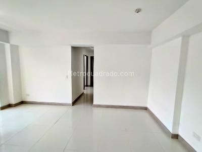 Apartamento de 3 alcobas en venta en Niquia, Bello, 71 m² · foto 3 de 20