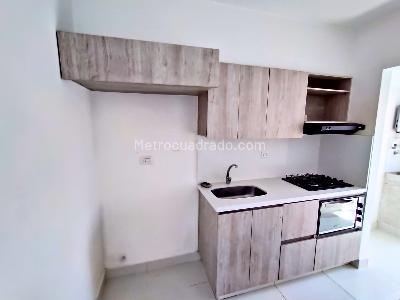 Apartamento de 3 alcobas en venta en Niquia, Bello, 71 m² · foto 4 de 20