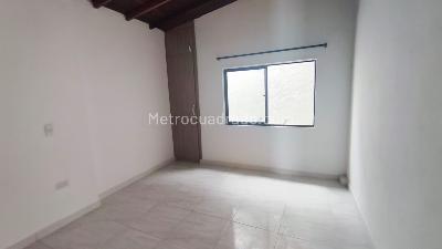 Apartamento de 2 alcobas en arriendo en Florencia, Medellín, 70 m² · foto 9 de 20