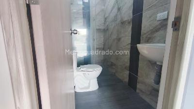 Apartamento de 2 alcobas en arriendo en Florencia, Medellín, 70 m² · foto 13 de 20