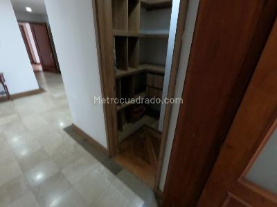 Apartamento de 4 alcobas en venta en Melendez, Medellín, 185 m² · foto 9 de 20