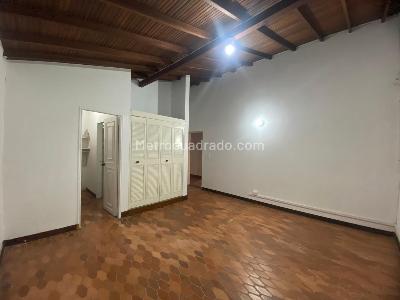 Casa en arriendo en El Poblado, Medellín · foto 10 de 20