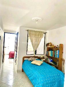 Casa de 3 alcobas en arriendo en Belen, Medellín, 82 m² · foto 8 de 9