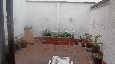 Casa de 4 alcobas en arriendo en Estadio, Medellín, 252 m² · foto 3 de 11