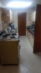 Casa de 4 alcobas en arriendo en Estadio, Medellín, 252 m² · foto 4 de 11