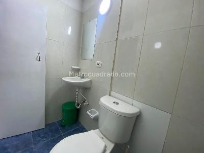 Apartamento de 1 alcoba en arriendo en La Pilarica, Medellín, 20 m² · foto 13 de 13