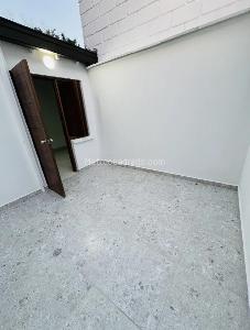 Casa de 4 alcobas en arriendo en Santa Monica, Medellín, 250 m² · foto 9 de 20