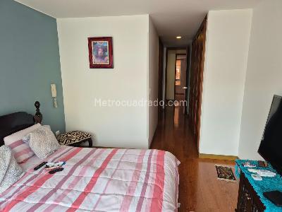 Apartamento en venta en Santa Barbara Central, Bogotá · foto 8 de 17