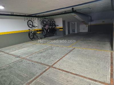 Apartamento en venta en Santa Barbara Central, Bogotá · foto 11 de 17