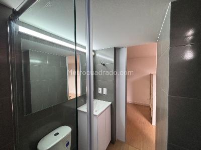 Apartaestudio en venta en Chapinero Marly, Bogotá, 30 m² · foto 3 de 8