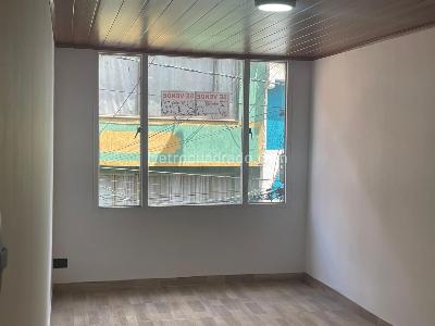 Casa de 5 alcobas en venta en Galan, Bogotá, 180 m² · foto 2 de 8