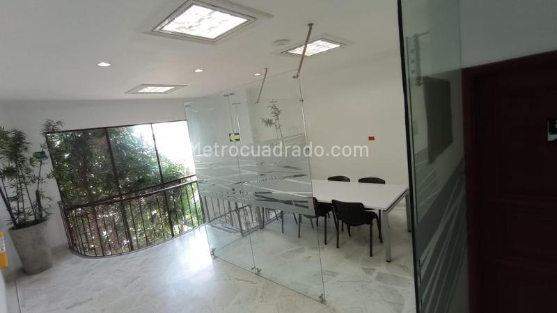 Casa en Arriendo, Ciudad Jardin, Cali - Więcej