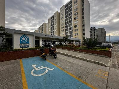 Apartment for rent in Valle Del Lili, Cali