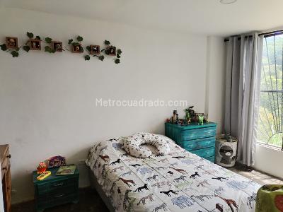 Casa de 5 alcobas en venta en La Buitrera, Cali · foto 20 de 20