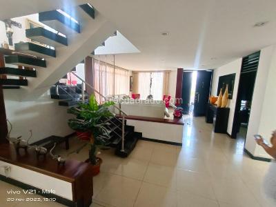 Casa de 4 alcobas en venta en Las Mercedes, Palmira, 348 m² · foto 3 de 20