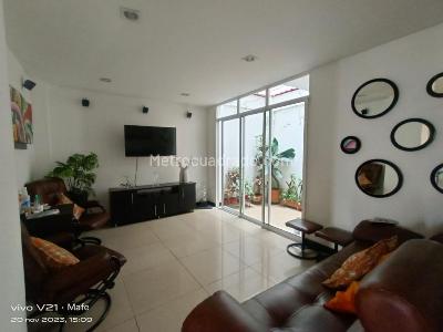 Casa de 4 alcobas en venta en Las Mercedes, Palmira, 348 m² · foto 10 de 20