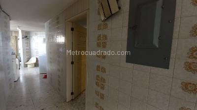 Apartamento de 4 alcobas en venta en Normandia, Cali, 320 m² · foto 9 de 20