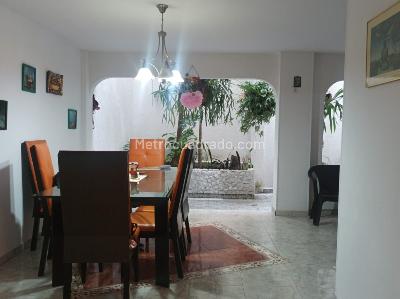 Casa de 4 alcobas en venta en Valle Del Lili, Cali, 160 m² · foto 9 de 20