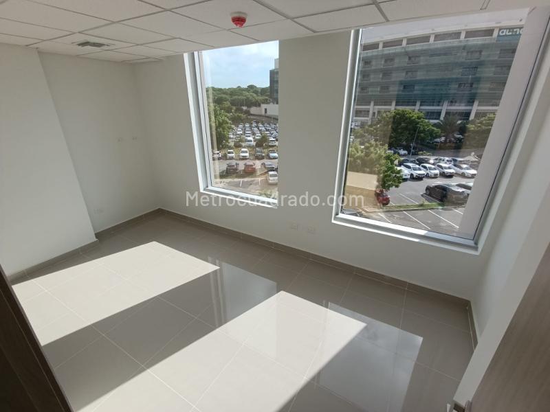 Consultorio en Arriendo, Portal Del Genoves, Barranquilla - Więcej