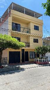 Casa de 5 alcobas en venta en La Libertad, Cali, 435 m² · foto 2 de 20
