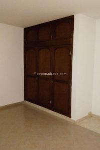 Casa de 5 alcobas en venta en La Libertad, Cali, 435 m² · foto 11 de 20