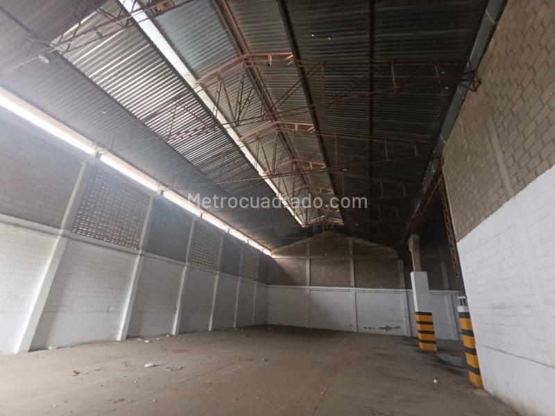 Bodega en Arriendo, Gaira, Santa Marta - Więcej