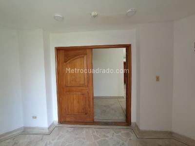 Apartamento de 4 alcobas en venta en Versalles, Cali, 307 m² · foto 6 de 20