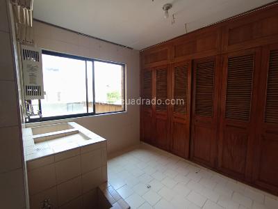 Apartamento de 4 alcobas en venta en Versalles, Cali, 307 m² · foto 11 de 20
