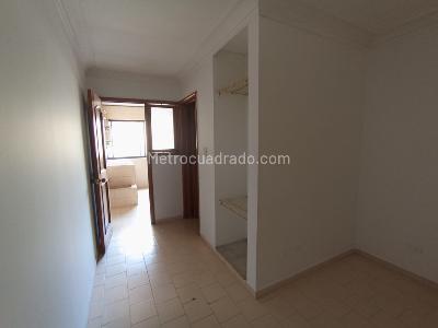 Apartamento de 4 alcobas en venta en Versalles, Cali, 307 m² · foto 13 de 20
