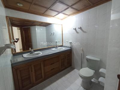 Apartamento de 4 alcobas en venta en Versalles, Cali, 307 m² · foto 15 de 20