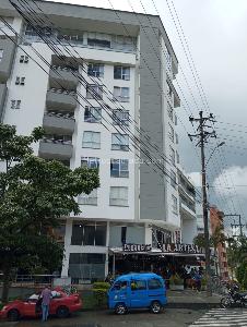 Apartamento en venta en Pinares De San Martin, Pereira · foto 2 de 13