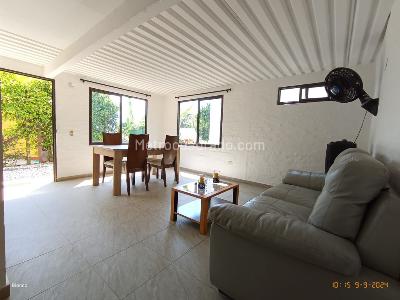 Casa de 5 alcobas en venta en La Buitrera, Cali, 250 m² · foto 2 de 20