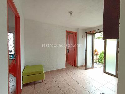 Casa de 5 alcobas en venta en La Buitrera, Cali, 250 m² · foto 12 de 20