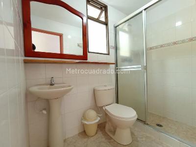 Casa de 5 alcobas en venta en La Buitrera, Cali, 250 m² · foto 17 de 20
