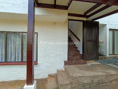 Casa de 5 alcobas en venta en La Buitrera, Cali, 250 m² · foto 20 de 20