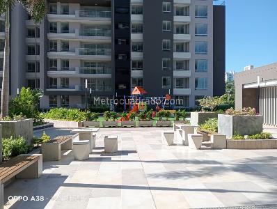 Apartamento en arriendo en Altos De Riomar, Barranquilla · foto 4 de 13