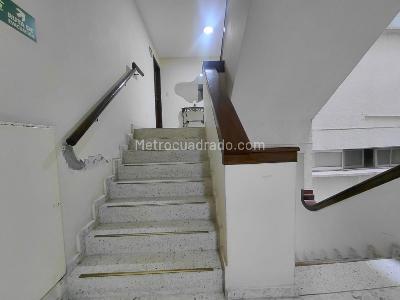 Apartamento de 3 alcobas en venta en Santa Monica Residencial, Cali, 130 m² · foto 3 de 20