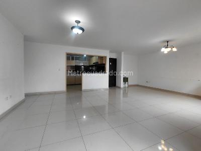 Apartamento de 3 alcobas en venta en Santa Monica Residencial, Cali, 130 m² · foto 11 de 20