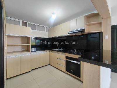 Apartamento de 3 alcobas en venta en Santa Monica Residencial, Cali, 130 m² · foto 14 de 20