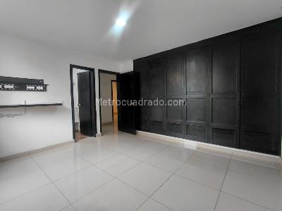 Apartamento de 3 alcobas en venta en Santa Monica Residencial, Cali, 130 m² · foto 19 de 20