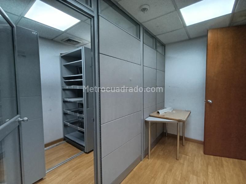 Oficina en Arriendo, San Vicente, Cali - Więcej