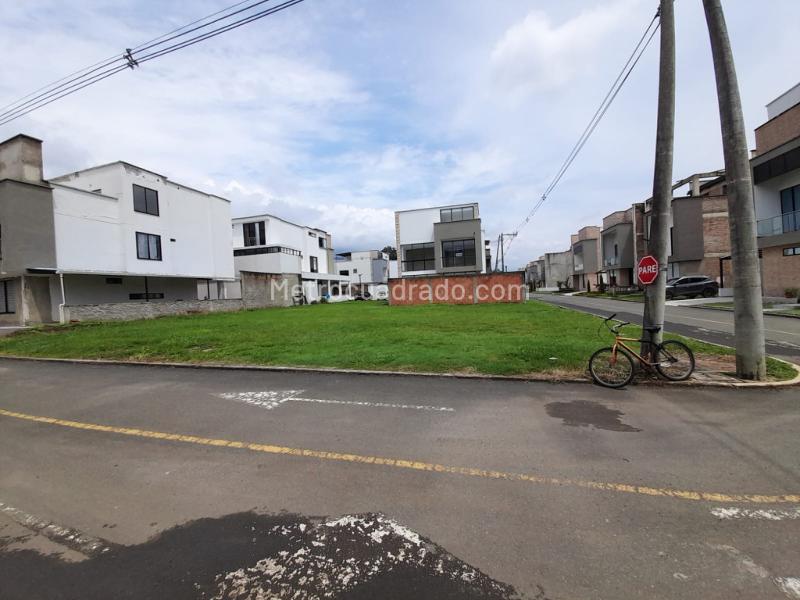Lote en Venta, Las Mercedes, Jamundi - Más