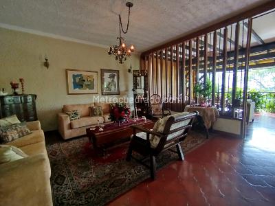 Casa de 5 alcobas en venta en Cristales, Cali, 475 m² · foto 8 de 20