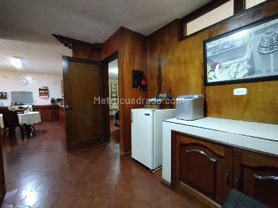 Casa de 5 alcobas en venta en Cristales, Cali, 475 m² · foto 12 de 20
