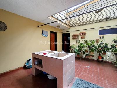 Casa de 5 alcobas en venta en Cristales, Cali, 475 m² · foto 14 de 20