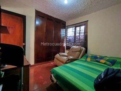 Casa de 5 alcobas en venta en Cristales, Cali, 475 m² · foto 15 de 20