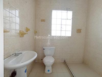 Casa de 4 alcobas en venta en Alameda, Cali, 140 m² · foto 12 de 15