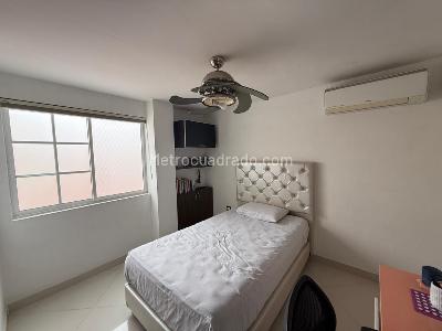 Casa de 3 alcobas en venta en Prados De Cañaveral, Floridablanca, 270 m² · foto 10 de 20