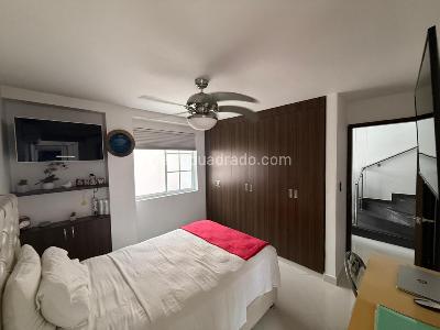 Casa de 3 alcobas en venta en Prados De Cañaveral, Floridablanca, 270 m² · foto 13 de 20