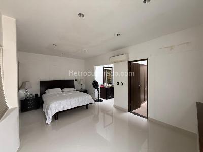 Casa de 3 alcobas en venta en Prados De Cañaveral, Floridablanca, 270 m² · foto 15 de 20